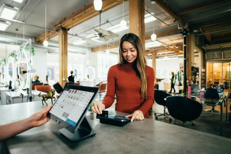 Credit Card App: N26, bunq, monese, tomorrow, nuri - which app is the best?