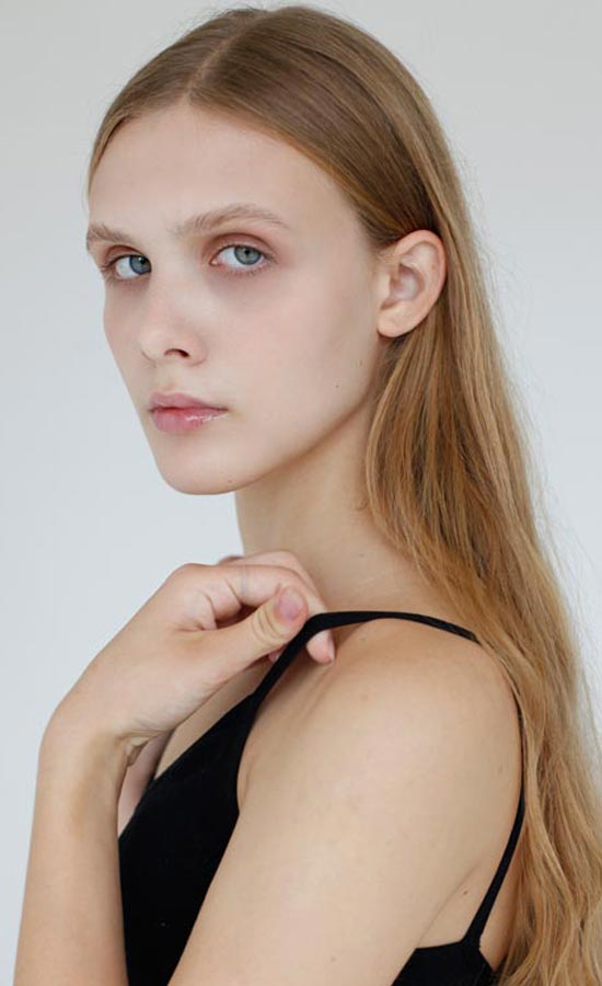 Viktoria Yerchyk - CM Models | Model Agency