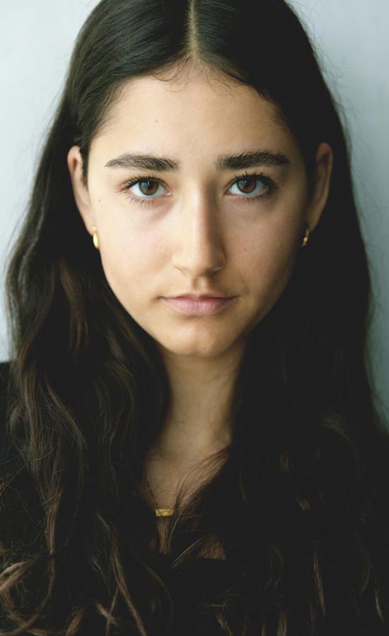 Marla Kusche<br /><span class="model-data-overview">EU 180cm | US 5′ 11”</span>