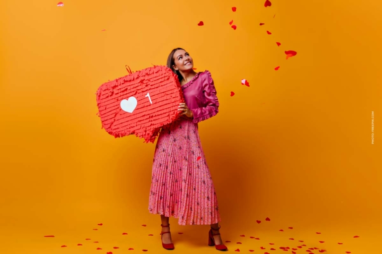 Influencer Marketing Vollzeit - Social Media, TikTok, Instagram & Co., Köln, m/w/d